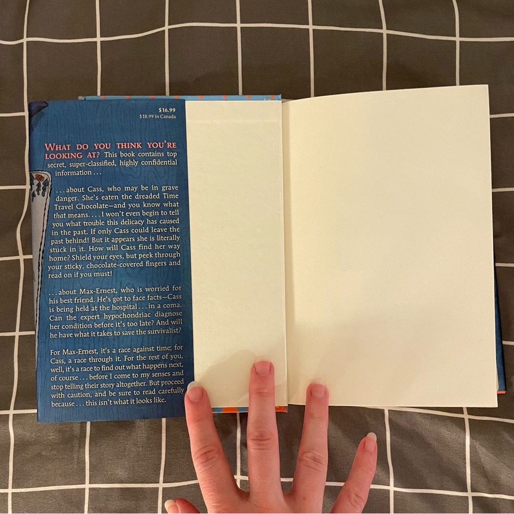 This Isn't What It Looks Like by Pseudonymous Bosch - Picture 2 of 8